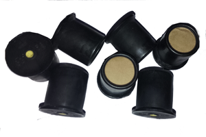 Энергетический заряд ЭЗ-1100 кгс/см2 для ГУВ-38 ПМД Энергетические заряды для генераторов ударных волн - ЭЗ-1100 кгс/см 2 . Предназначены для создания ударной волны при их срабатывании в генераторе ударных волн ГУВ-38 с целью очистки котлоагрегатов, электрофильтров, регенеративных воздухоподогревателей, котлов утилизаторов, хопперов, силосов-хранилищ сыпучих материалов и других технологий, связанных с очисткой. Энергетические заряды ЭЗ-1100 кгс/см2 изготавливаются по ТУ 7270-011-46119278-99 и соответствуют ГОСТ Р 50530-93. Код ОКП 72